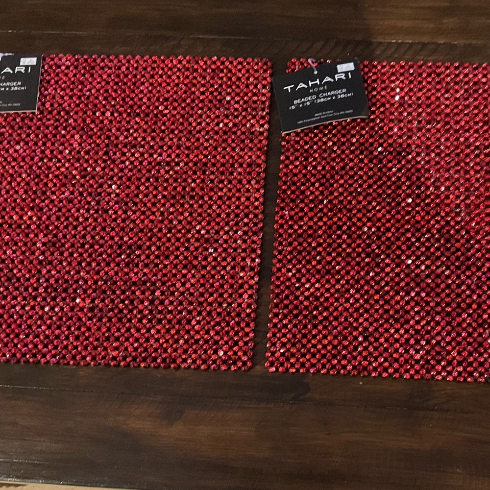 2 Tahari Beaded Chargers Placemats 15” Square Shimmer Sparkle Red Set Of 2